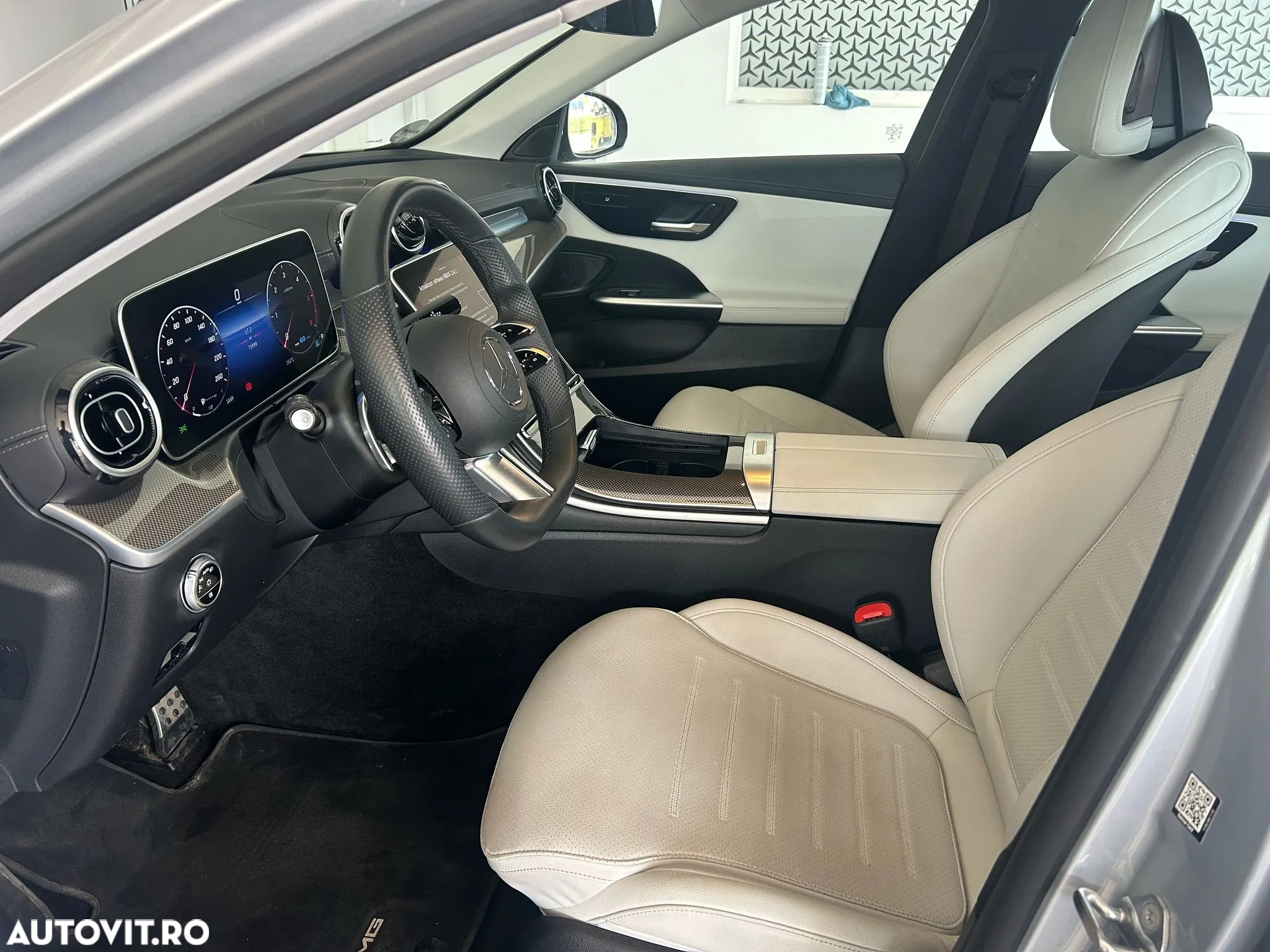 Mercedes-Benz C 300 d 9G-TRONIC AMG Line - 11