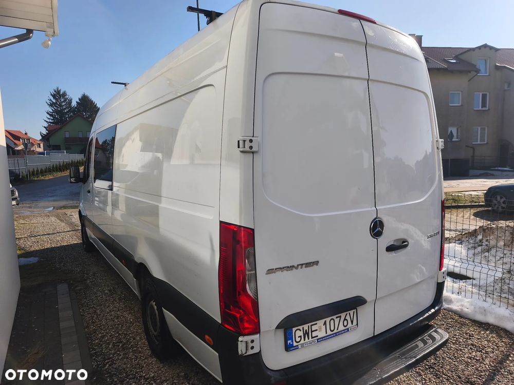 Mercedes-Benz Sprinter - 6