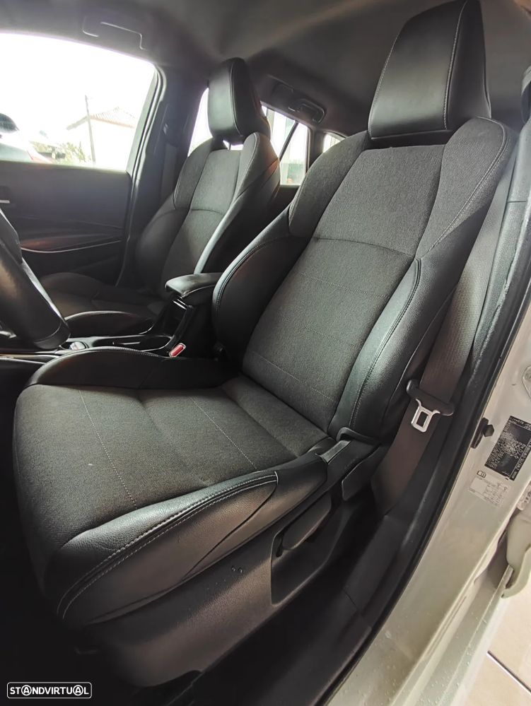 Toyota Corolla Touring Sports 1.8 Hybrid Comfort - 25