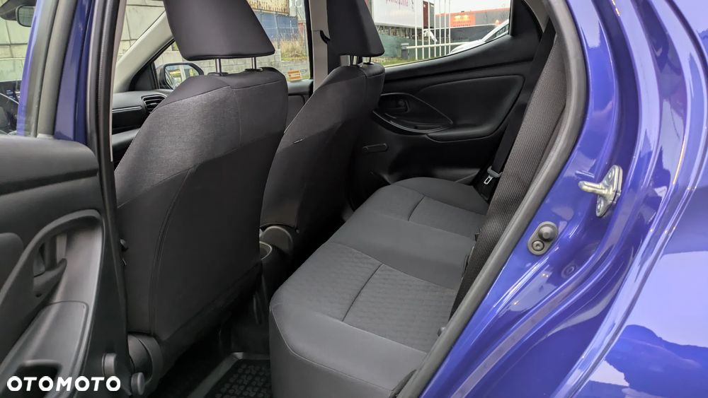Toyota Yaris 1.5 Comfort - 11