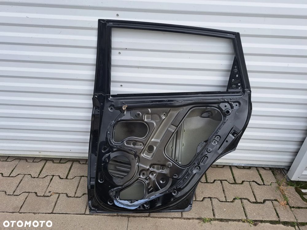 Drzwi tylne Tył prawe Hyundai Bayon 21- - 9