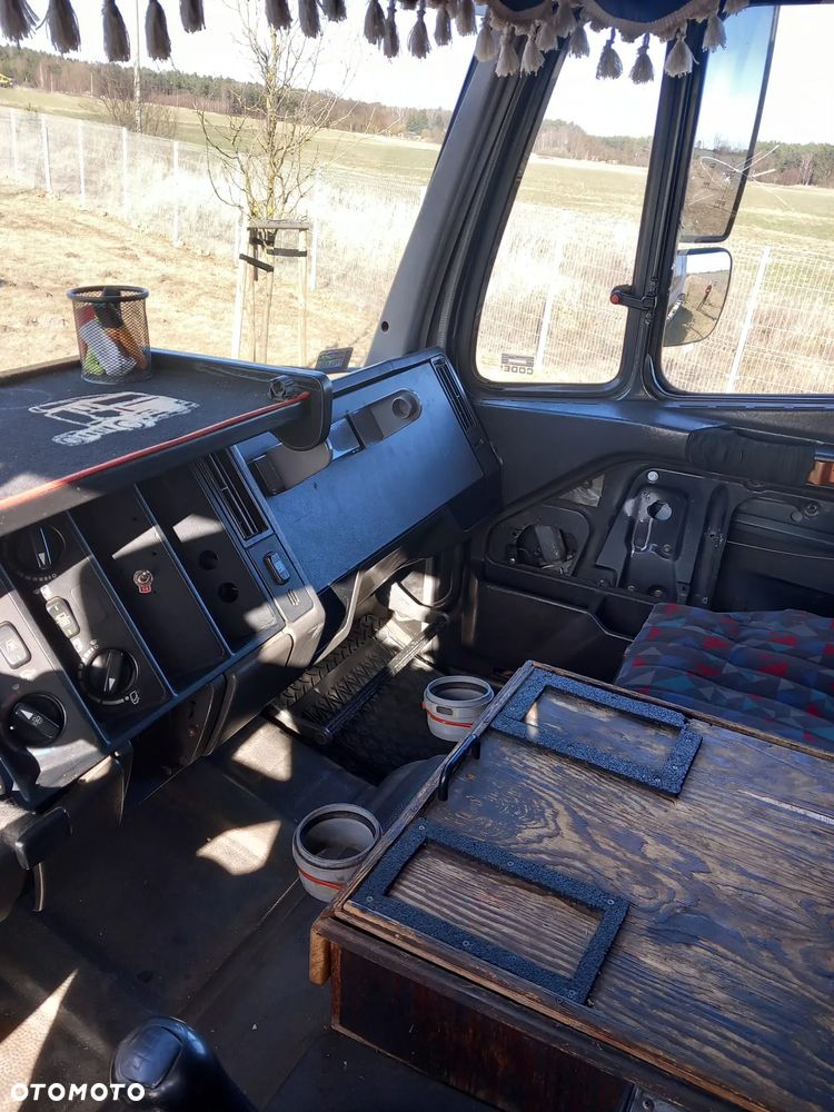 Mercedes-Benz 1424 LS - 8