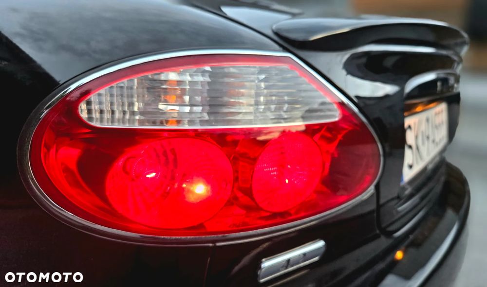 Jaguar XK XKR Cabriolet - 28