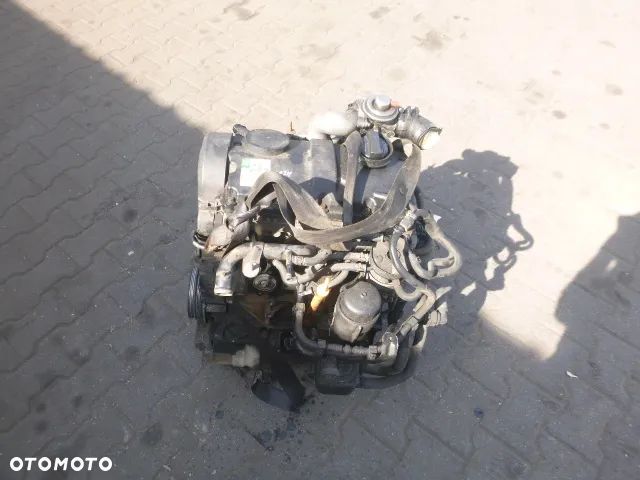SILNIK AUDI A4 B5 1.9 TDI POMPOWTRYSKI AJM - 4