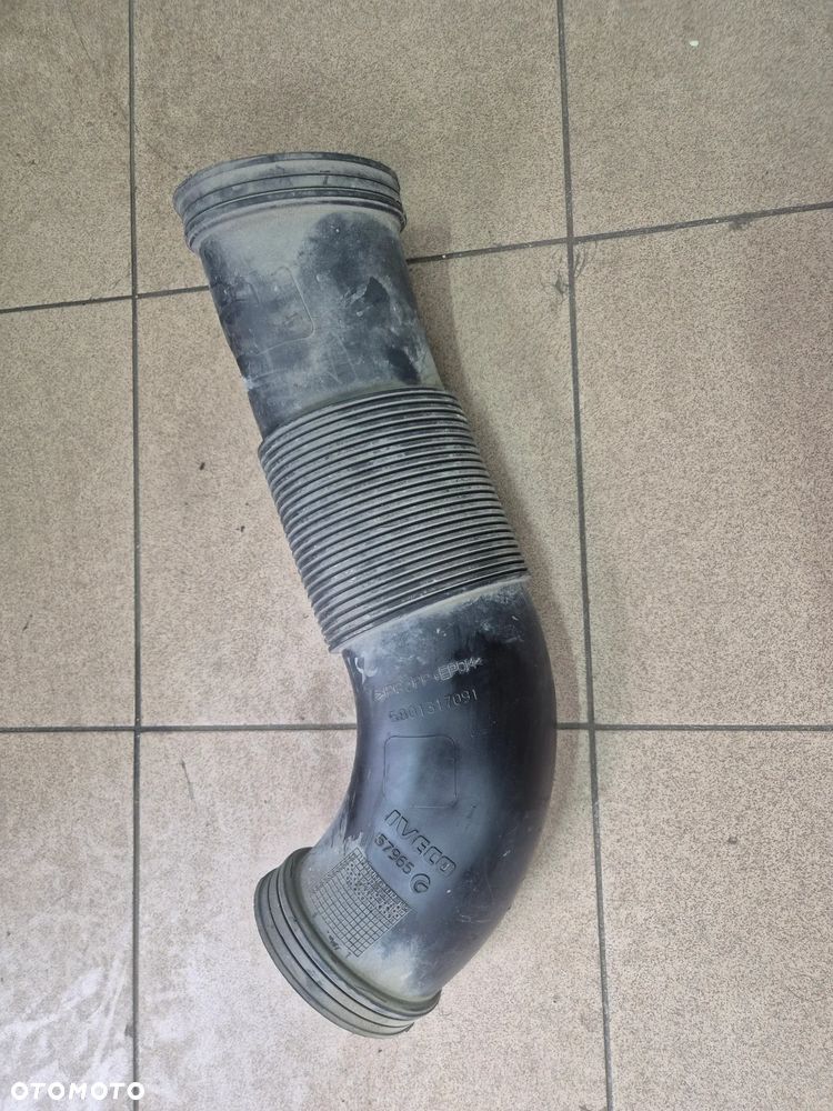 PRZEWÓD POWIETRZA DOLOT IVECO DAILY III IV 2.3 EURO 5 LIFT  11-14r. - 1