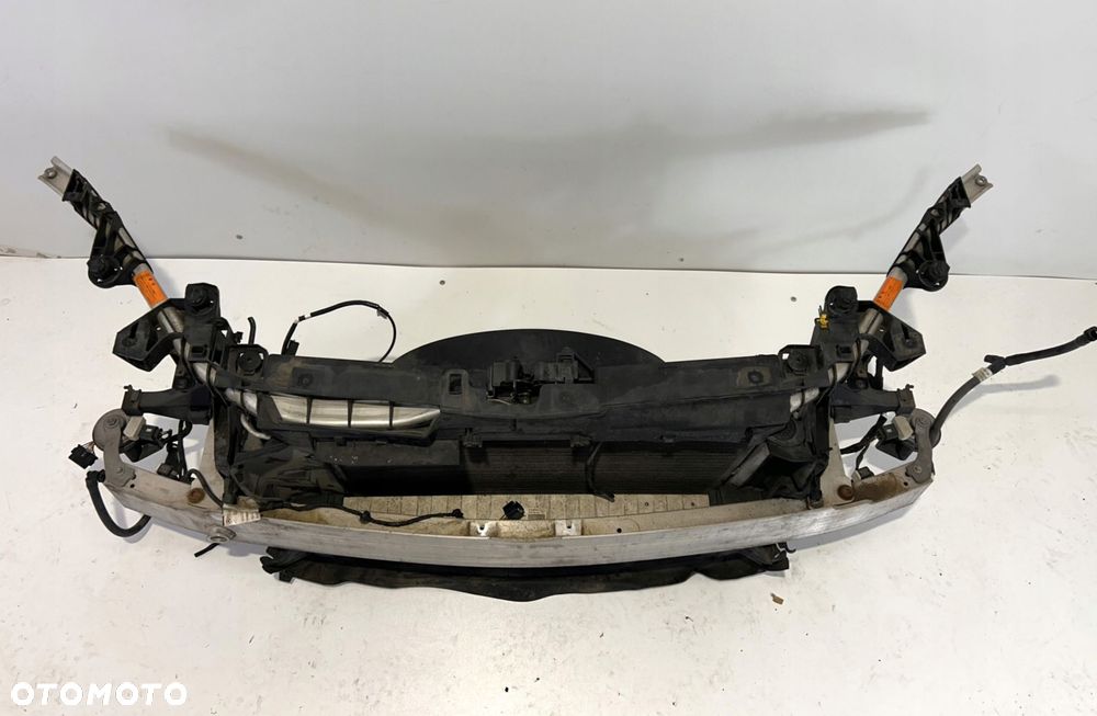 MERCEDES A KLASA W176 WZMOCNIENIE CHŁODNICE PAS PRZÓD - 3