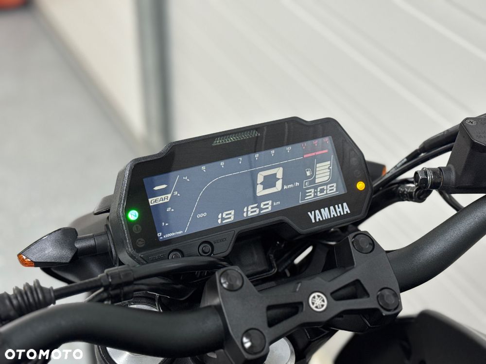 Yamaha MT - 15