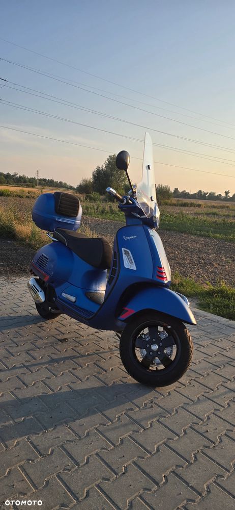 Piaggio Vespa - 2