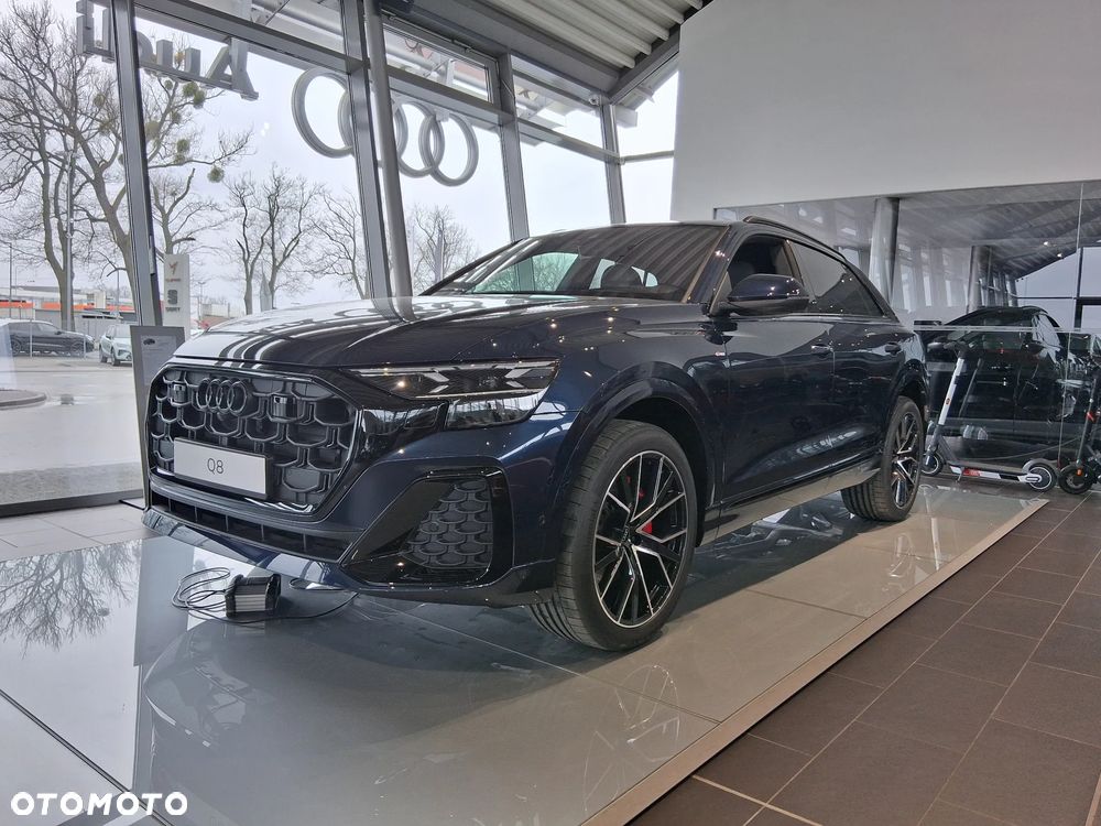 Audi Q8 - 2