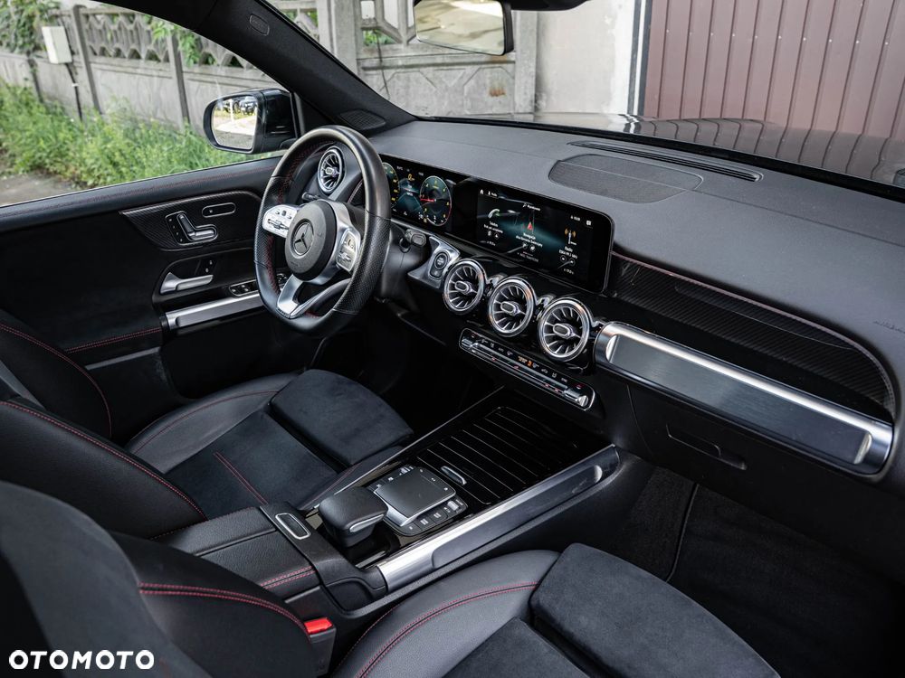 Mercedes-Benz GLB 220 d 8G-DCT AMG Line - 25