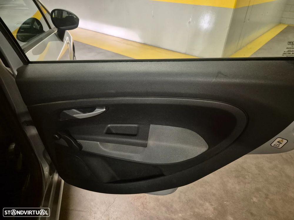 Fiat Grande Punto 1.2 Active - 37