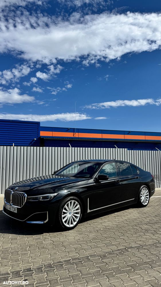 BMW Seria 7 730d MHEV - 2