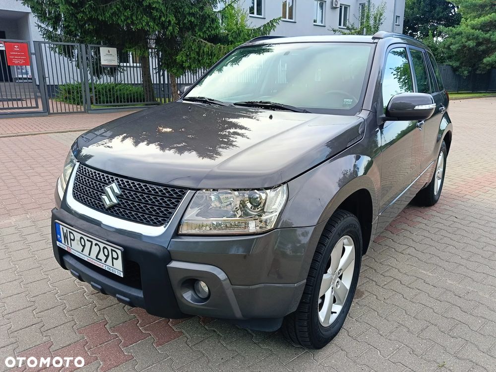 Suzuki Grand Vitara 2.0 - 1