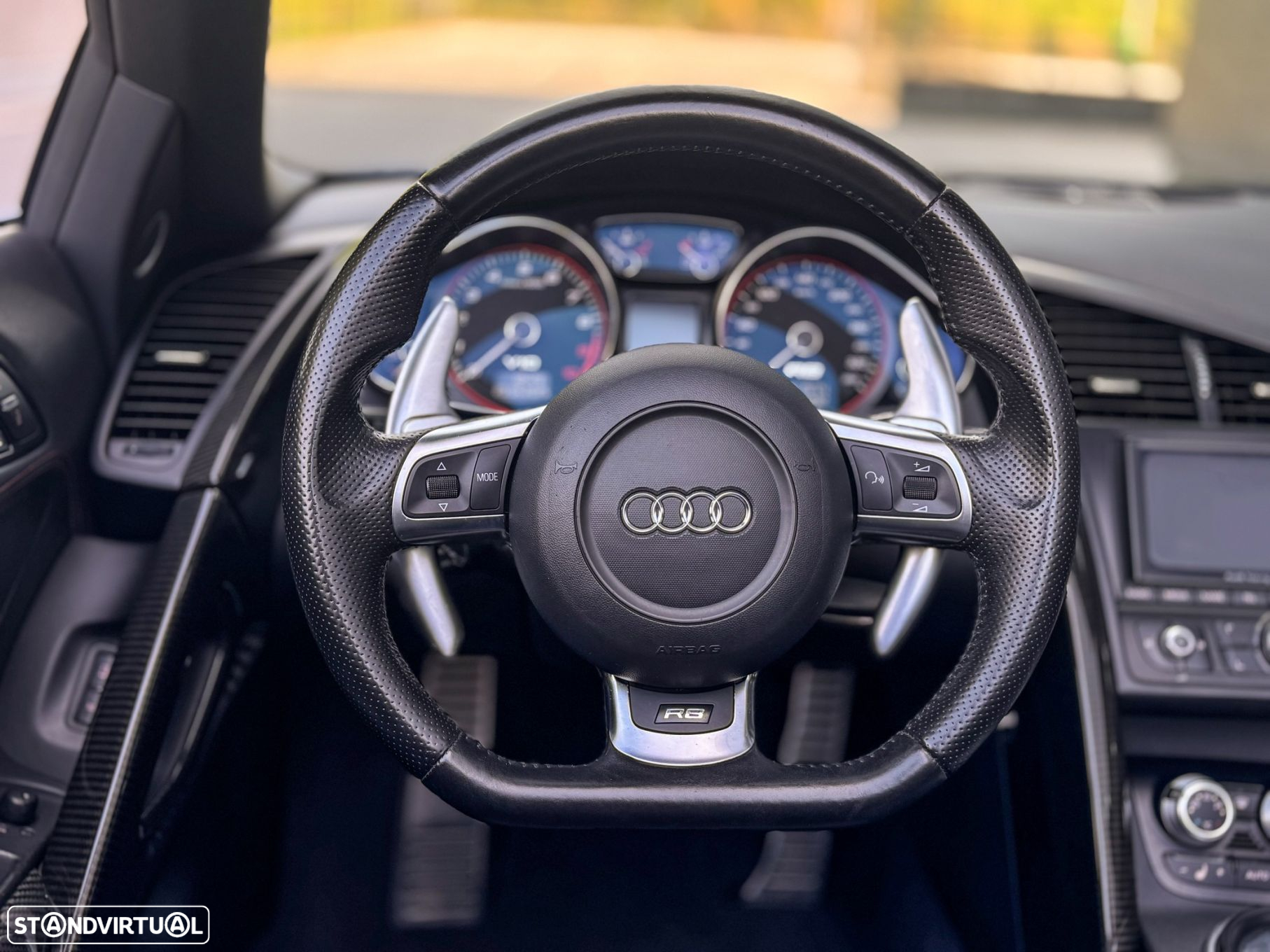 Audi R8 Spyder 5.2 FSi V10 quattro R-tronic - 44