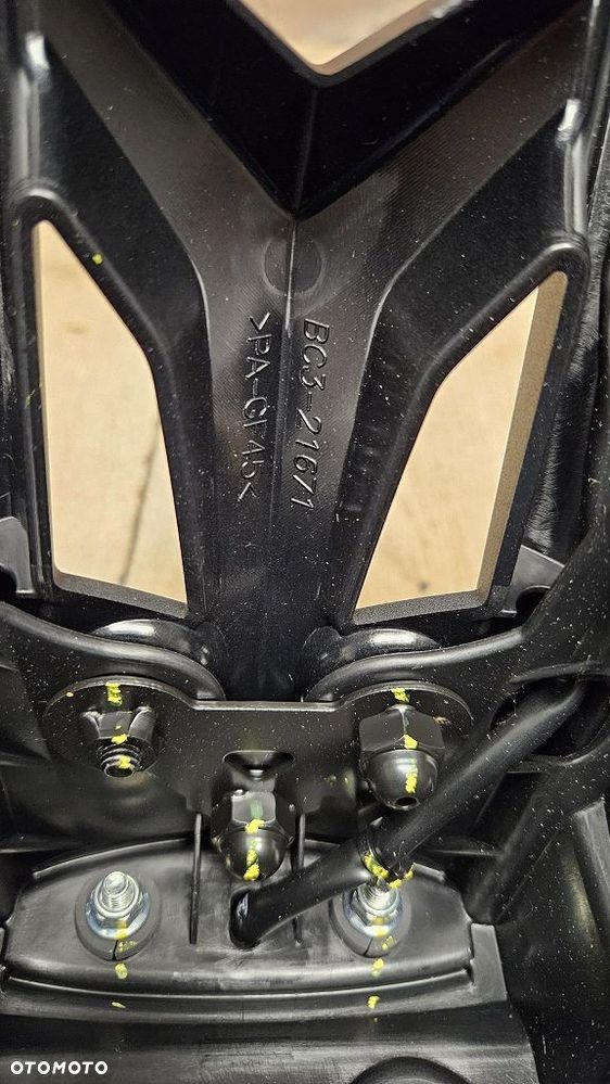 Uchwyt tablicy podświetlanie Yamaha T-Max 530 BC3-21629 - 12