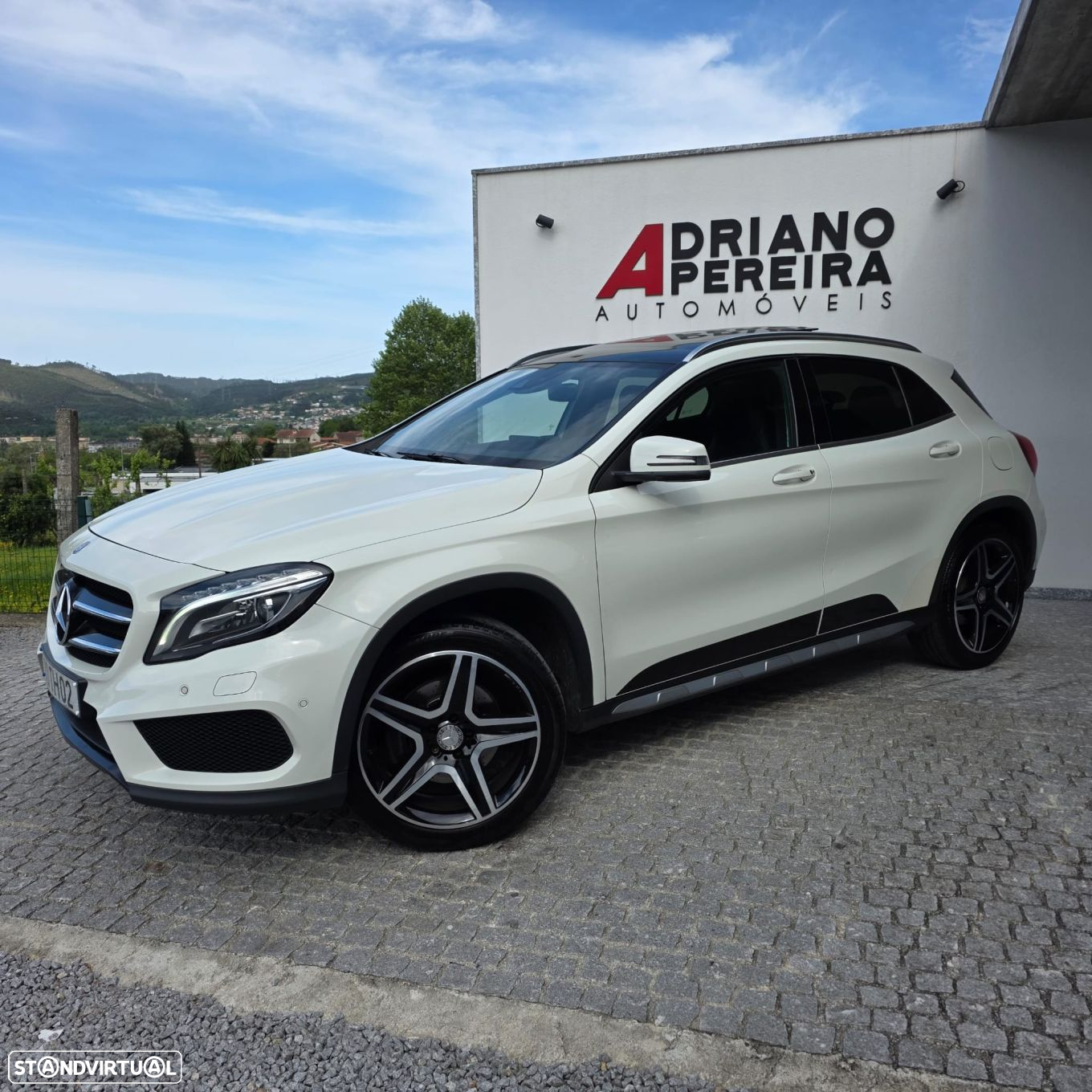 Mercedes-Benz GLA 220 d AMG Line - 13