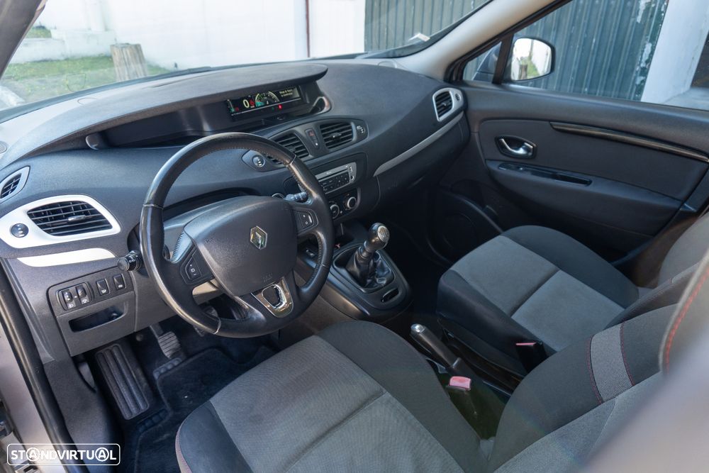 Renault Grand Scénic 1.5 dCi Expression SS - 9