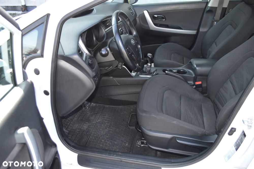 Kia Ceed - 10