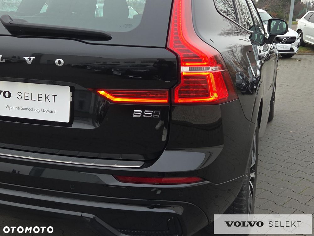 Volvo XC 60 B5 B AWD Plus Dark - 32
