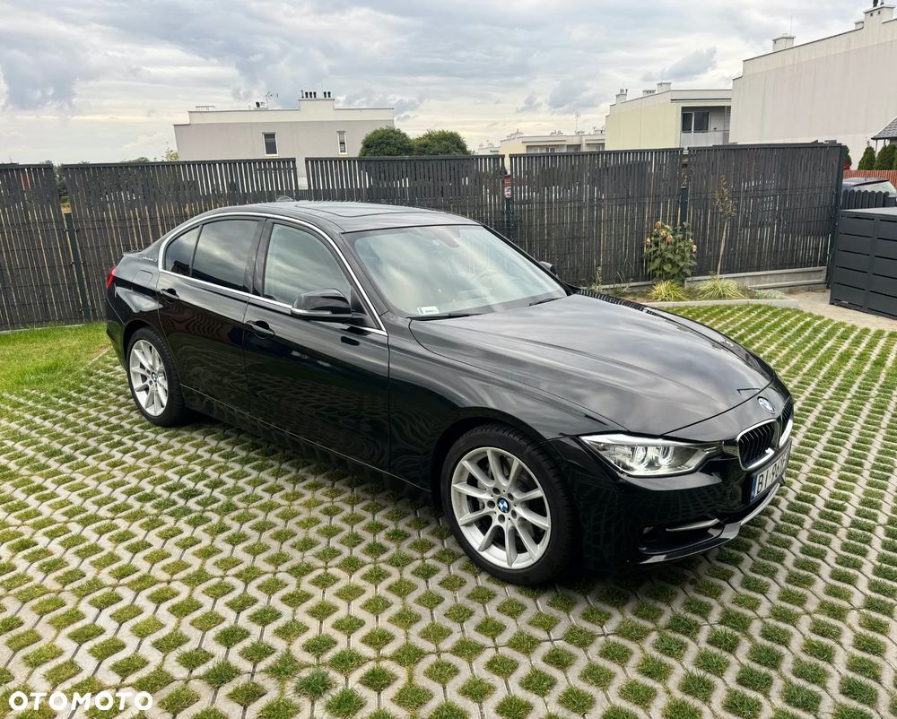 BMW Seria 3 335i Sport Line - 1