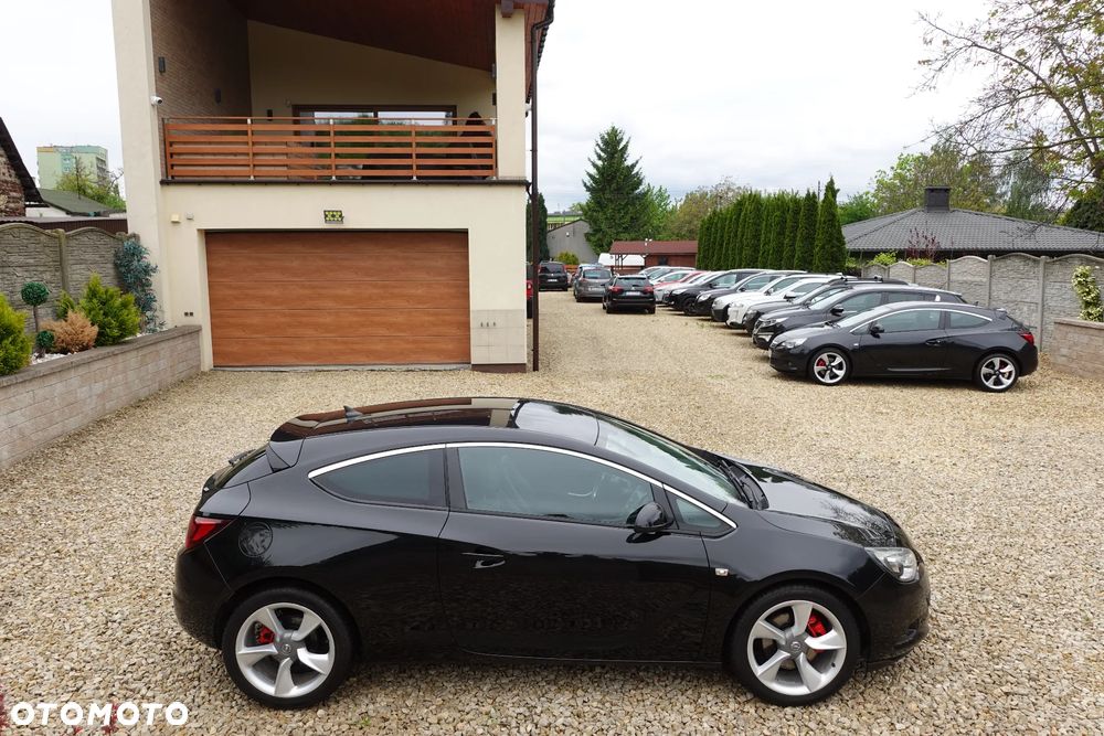 Opel Astra 1.6 Turbo Cosmo - 5