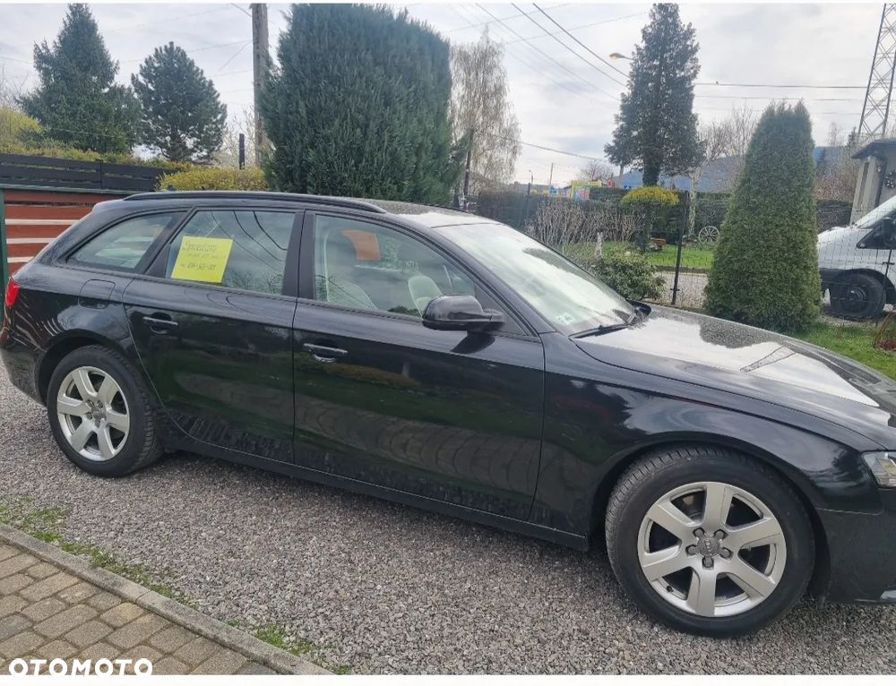 Audi A4 Avant 2011 photo 2