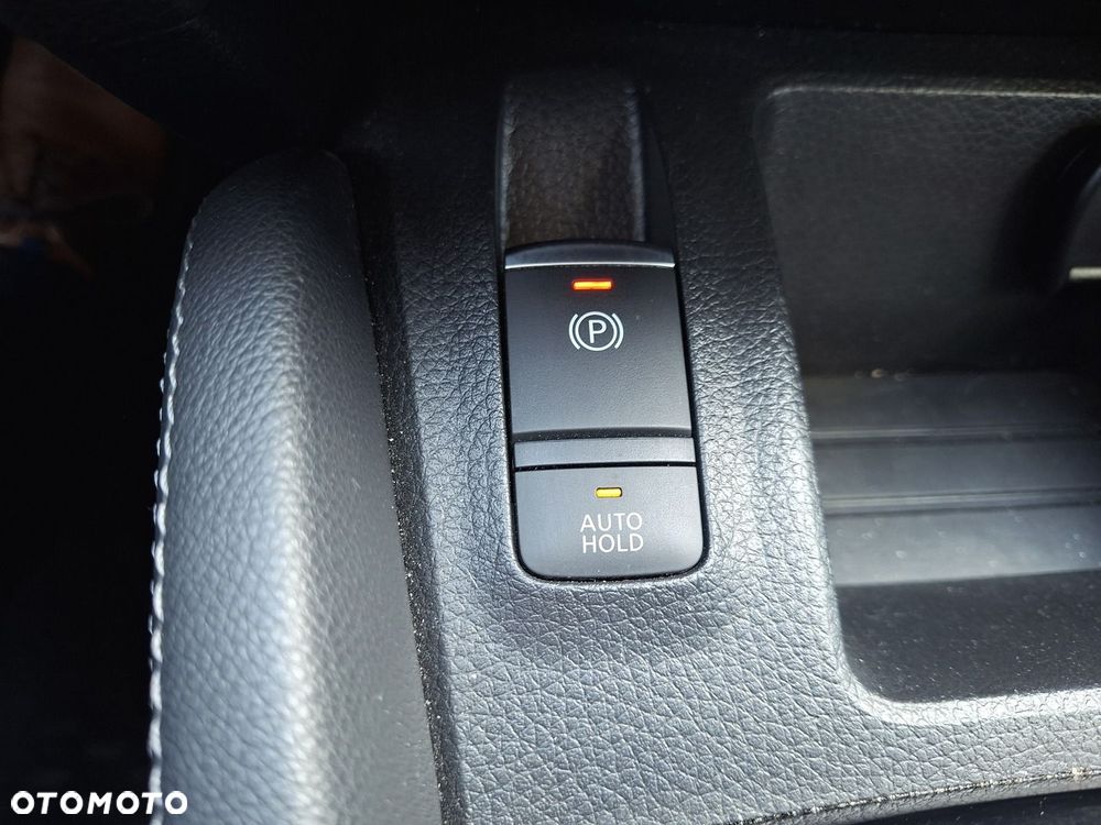 Nissan Qashqai 1.3 DIG-T Acenta EU6d - 29