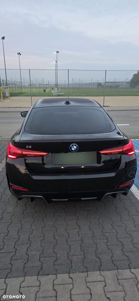 BMW i4 - 4
