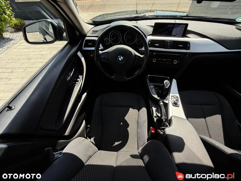 BMW Seria 3 320d DPF - 40