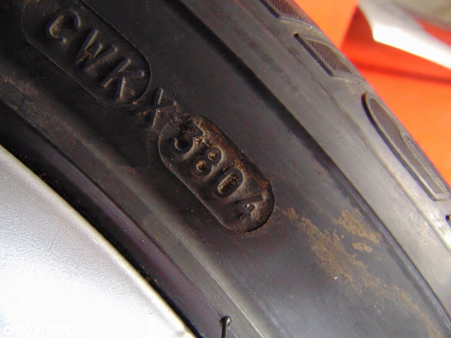 BMW 7 E65 KOŁO FELGA ALUMINIOWA 17 8J 5x120 ET24 245/55 - 2