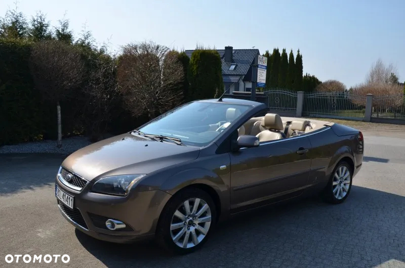 Ford Focus Coupe-Cabriolet 2.0 TDCi DPF Titanium - 13