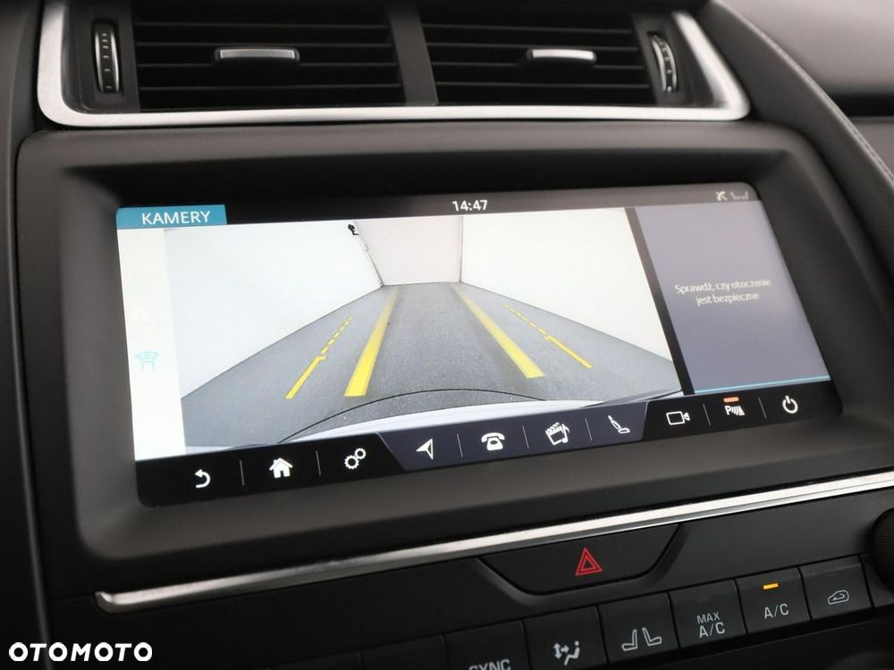 Jaguar E-Pace D150 AWD S - 26