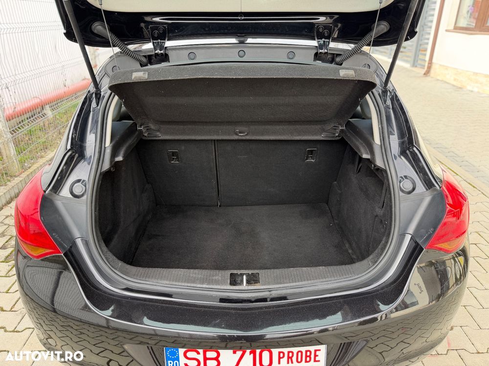 Opel Astra 1.7 CDTI Enjoy - 12