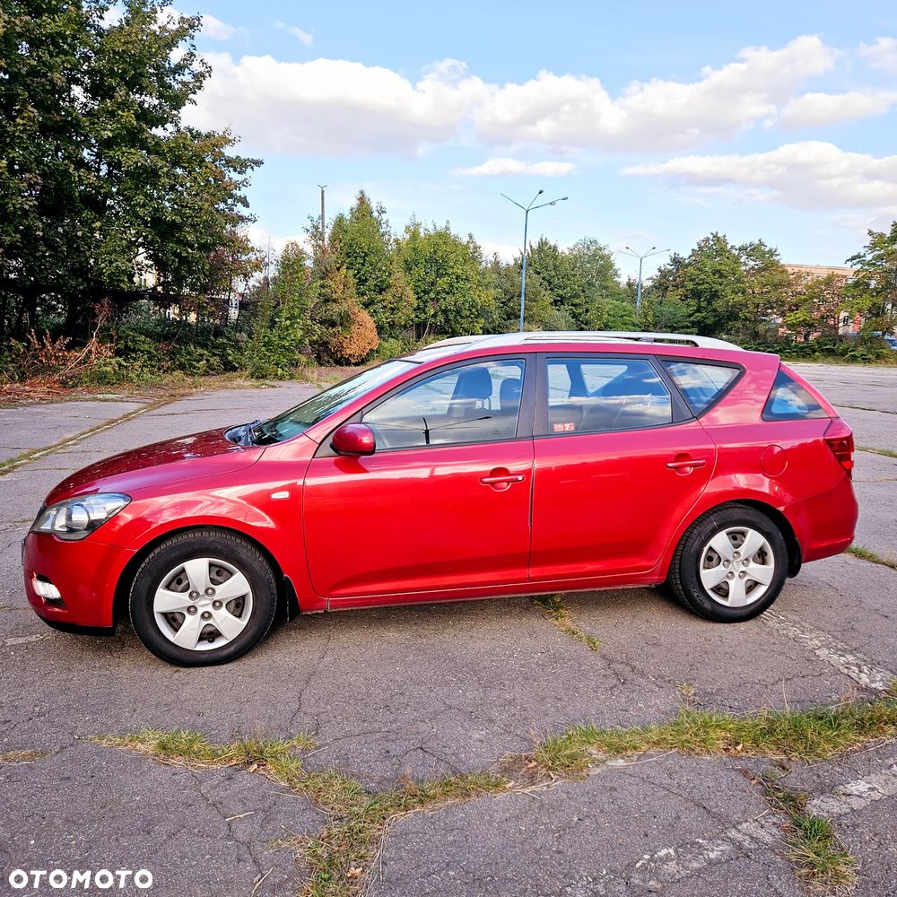 Kia Ceed Cee'd 1.6 Crdi Comfort - 1