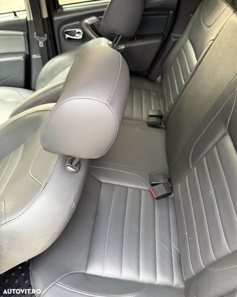 Dacia Duster 1.5 dCi 4x2 Laureate - 32
