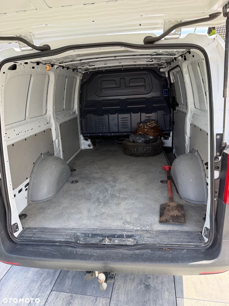 Mercedes-Benz Vito - 5
