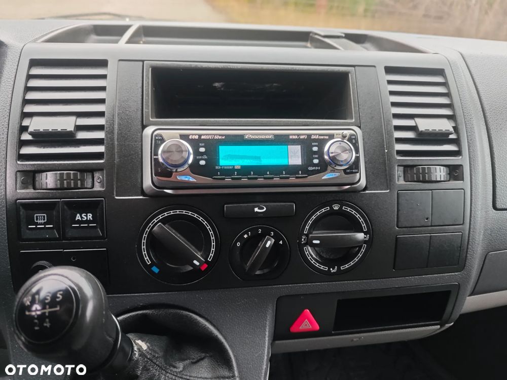 Volkswagen TRANSPORTER T5 - 30