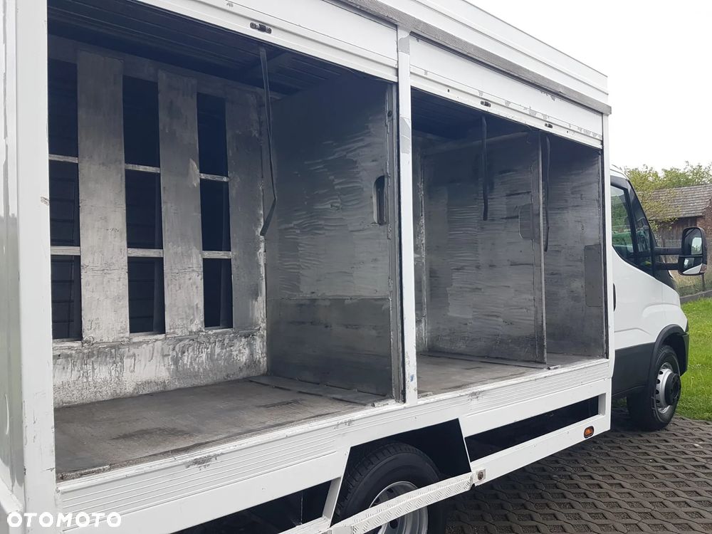 Iveco 70C18 KONTENER ROLETY BOK DO TRANSPORTU WODY 3,23x2,21x1,86 KLIMA DMC 7000KG RAMA PODWOZIE - 23