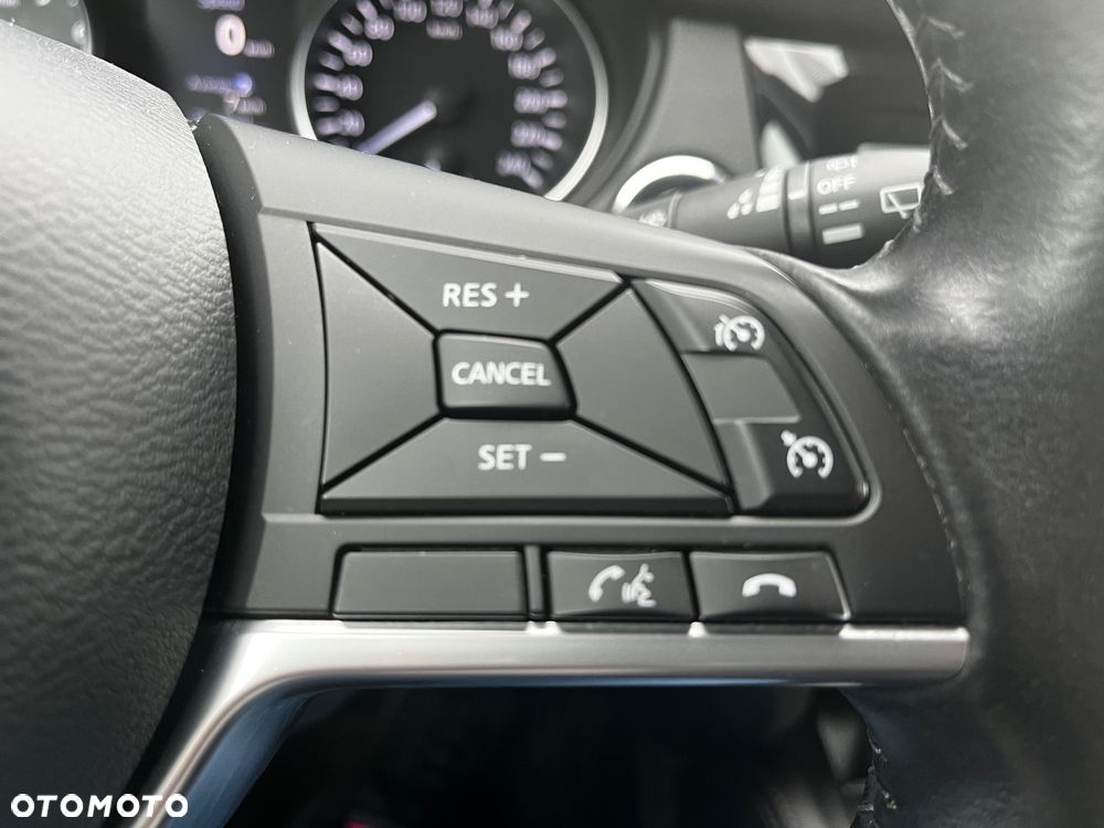 Nissan Qashqai 1.2 DIG-T N-Tec - 23