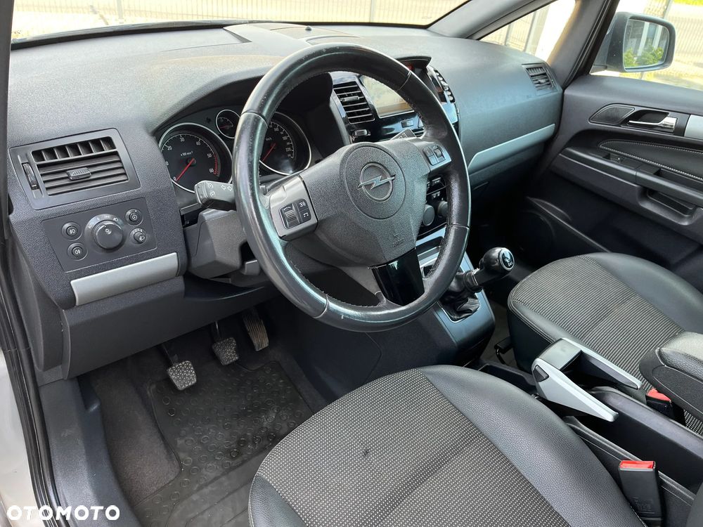 Opel Zafira 1.7 CDTI Cosmo - 16