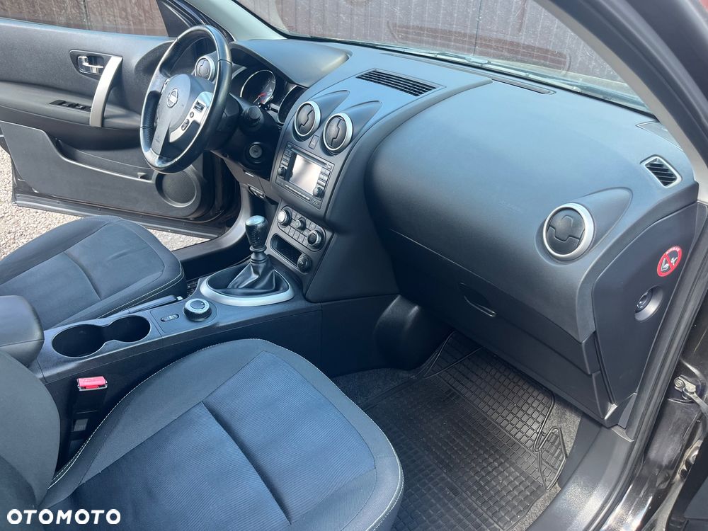 Nissan Qashqai 2.0 dCi 4 x 4 DPF acenta - 11