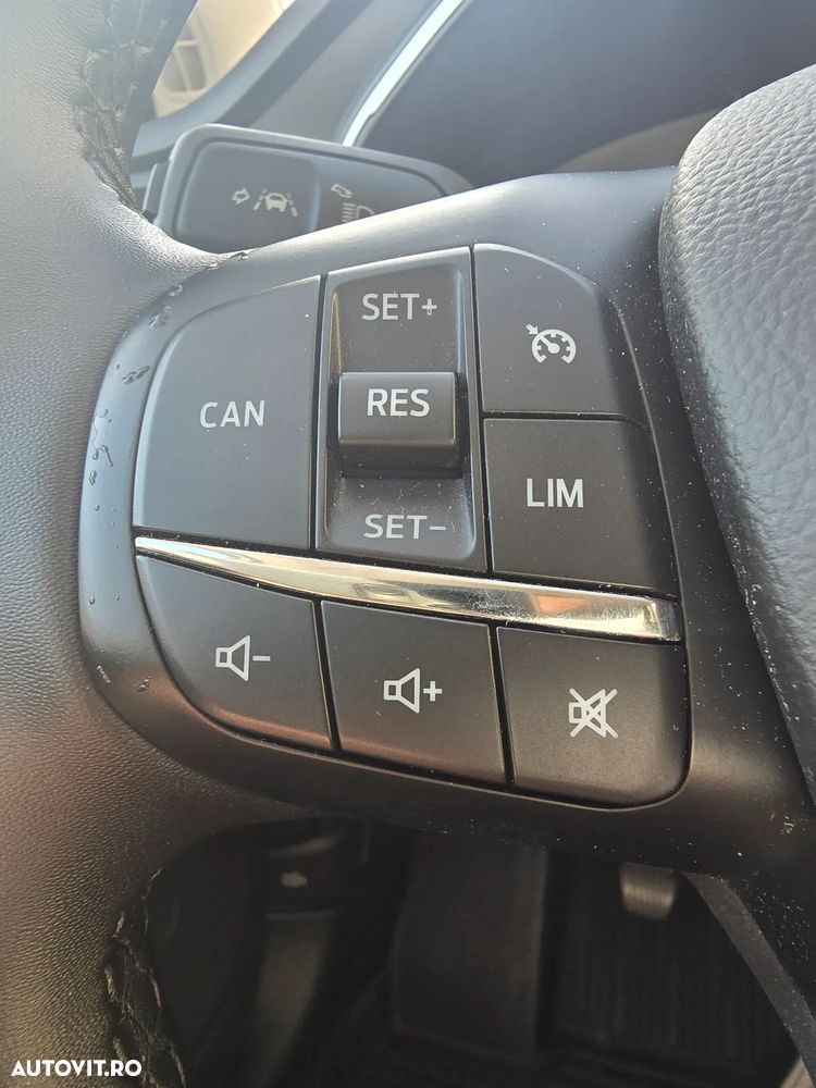 Ford Focus 1.5 EcoBlue Connected - 17