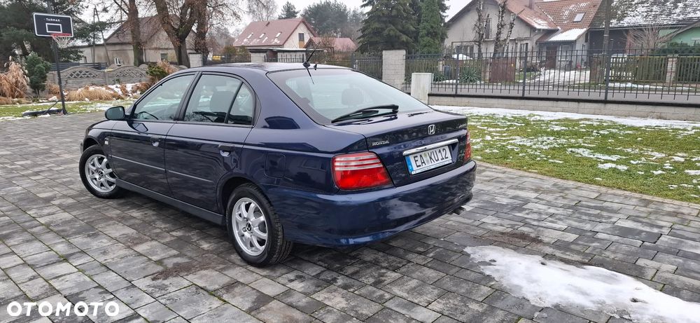 Honda Accord 1.8i S - 4
