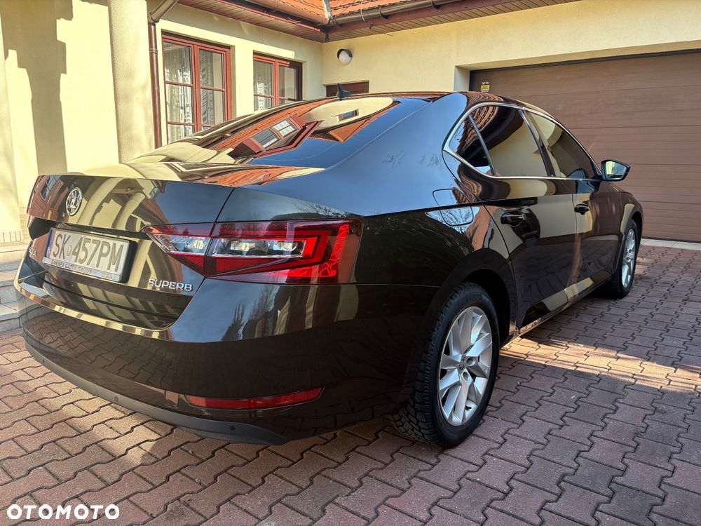 Skoda Superb 1.5 TSI Ambition - 16