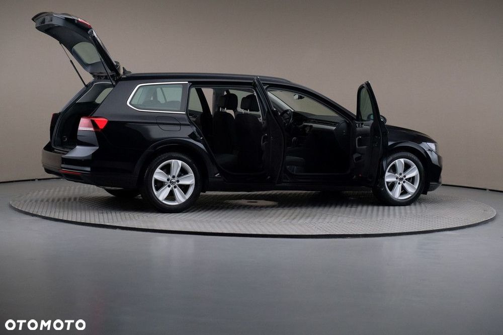 Volkswagen Passat Variant 2.0 TSI Business DSG - 6
