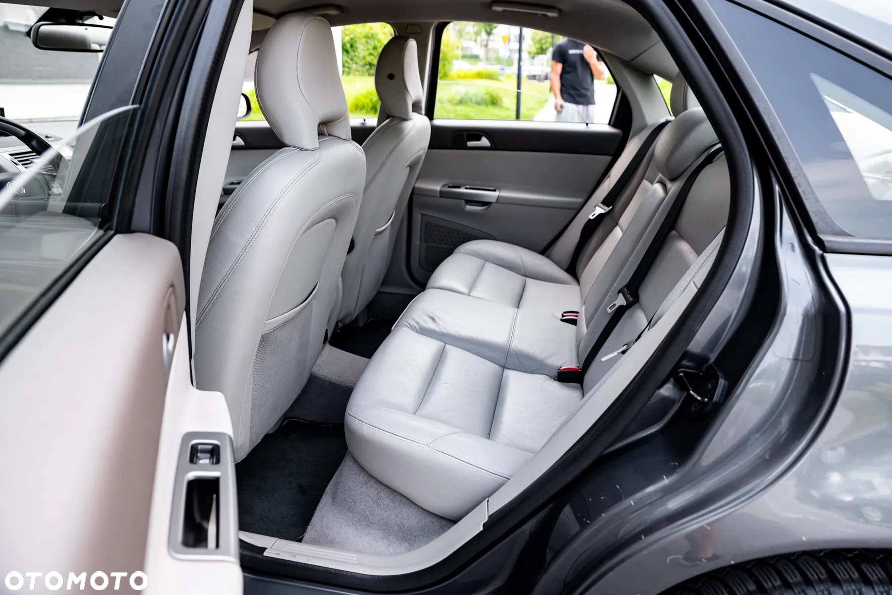 Volvo S40 T5 R-Design - 21