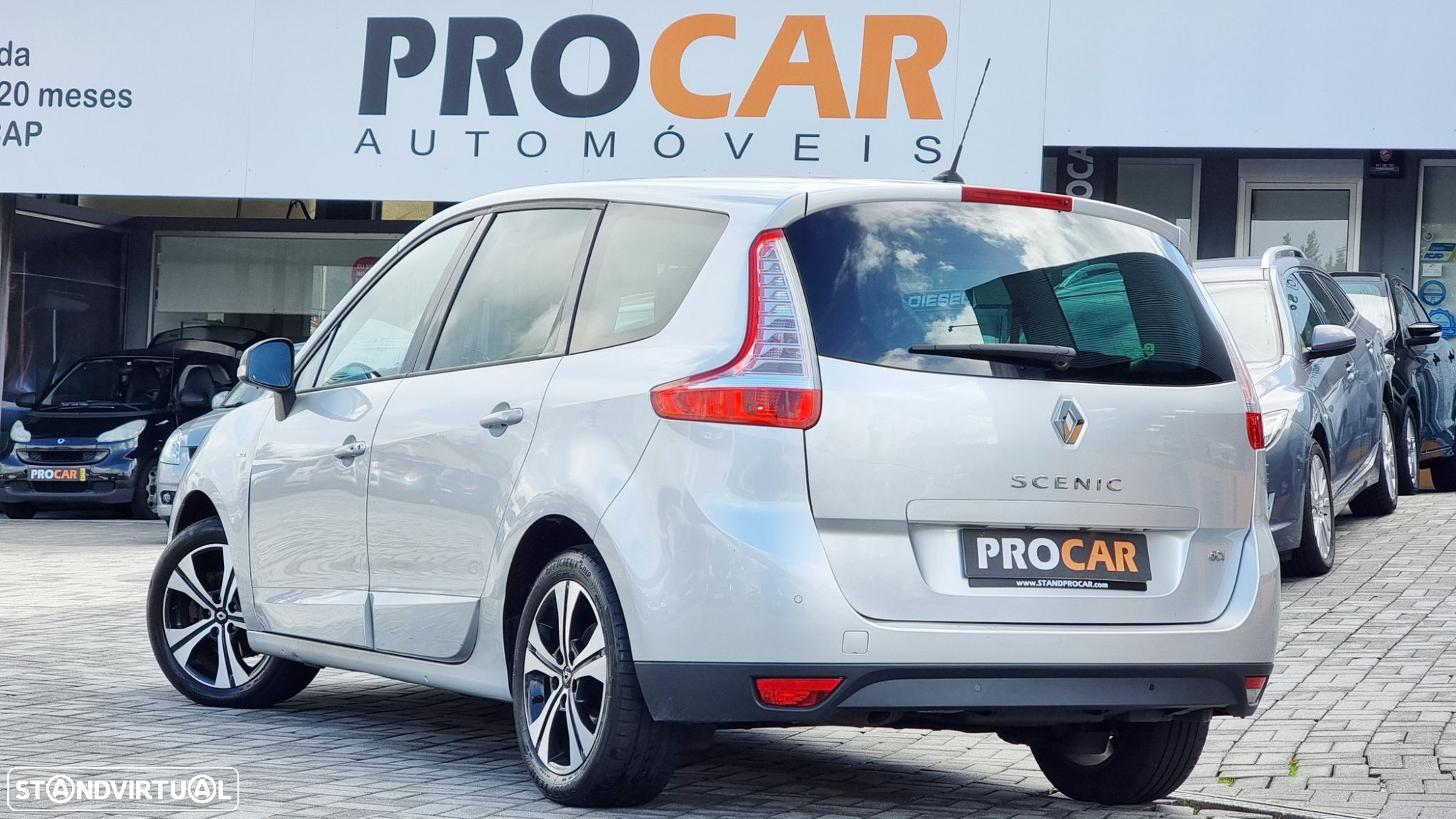 Renault Grand Scénic 1.5 dCi Bose Edition 7L - 37