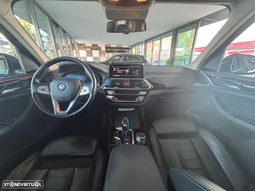 BMW iX3 Inspiring - 8