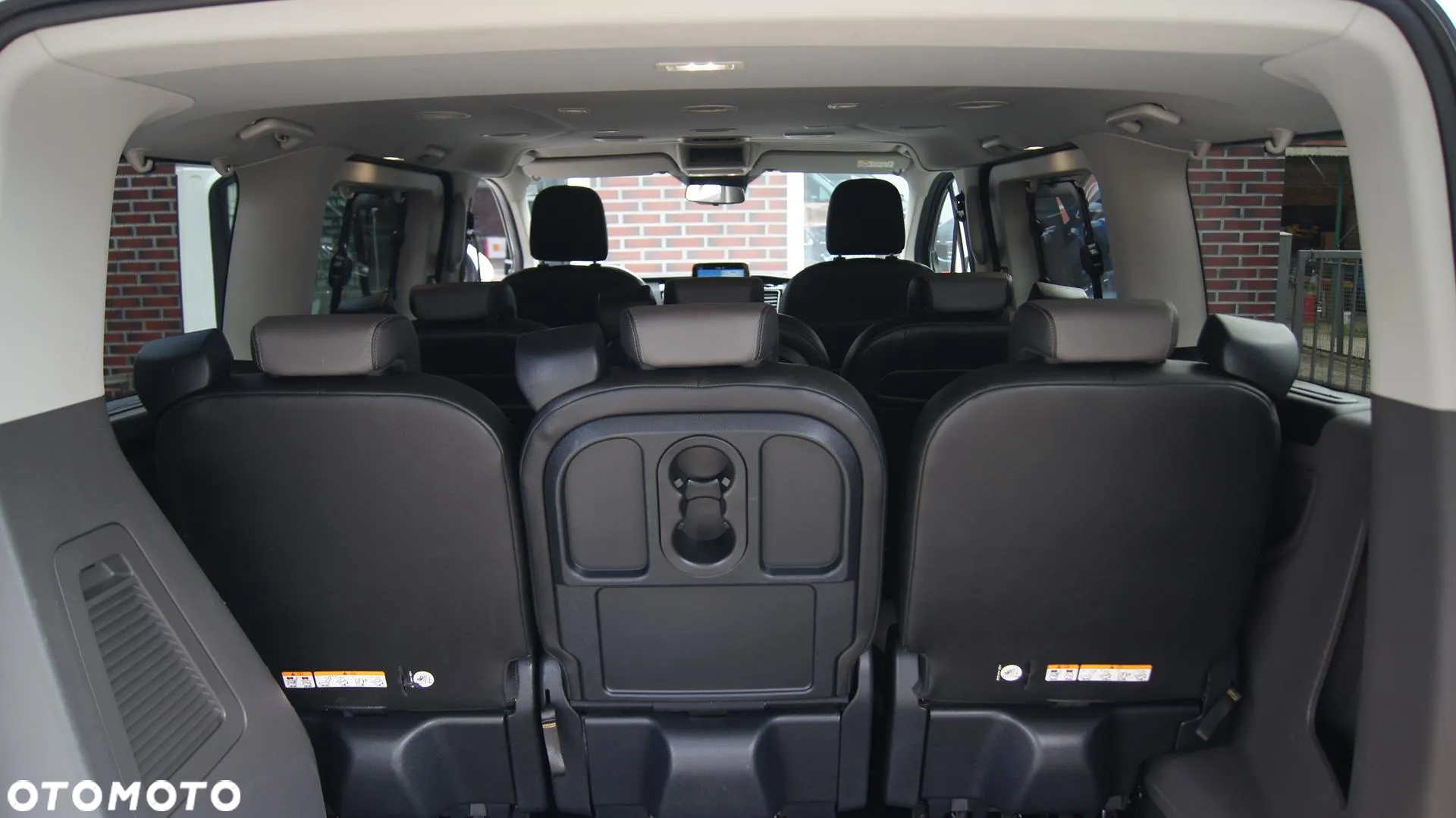 Ford Tourneo Custom 2.0 EcoBlue L1 Titanium SelectShift - 26