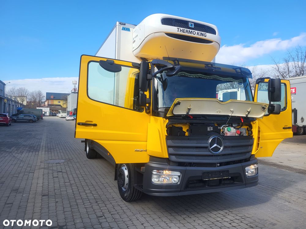 Mercedes-Benz **Mercedes Atego 1524 Chłodnia + Winda Euro 6 2018 / 240 tys. km / 15 EP / Pneumatyka / Tempomat** - 37